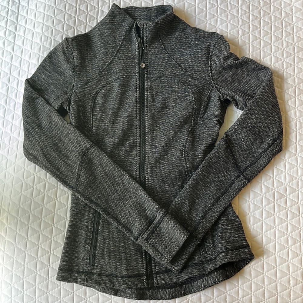 Lulu Lemon define jacket, size 2, gray and black stripped